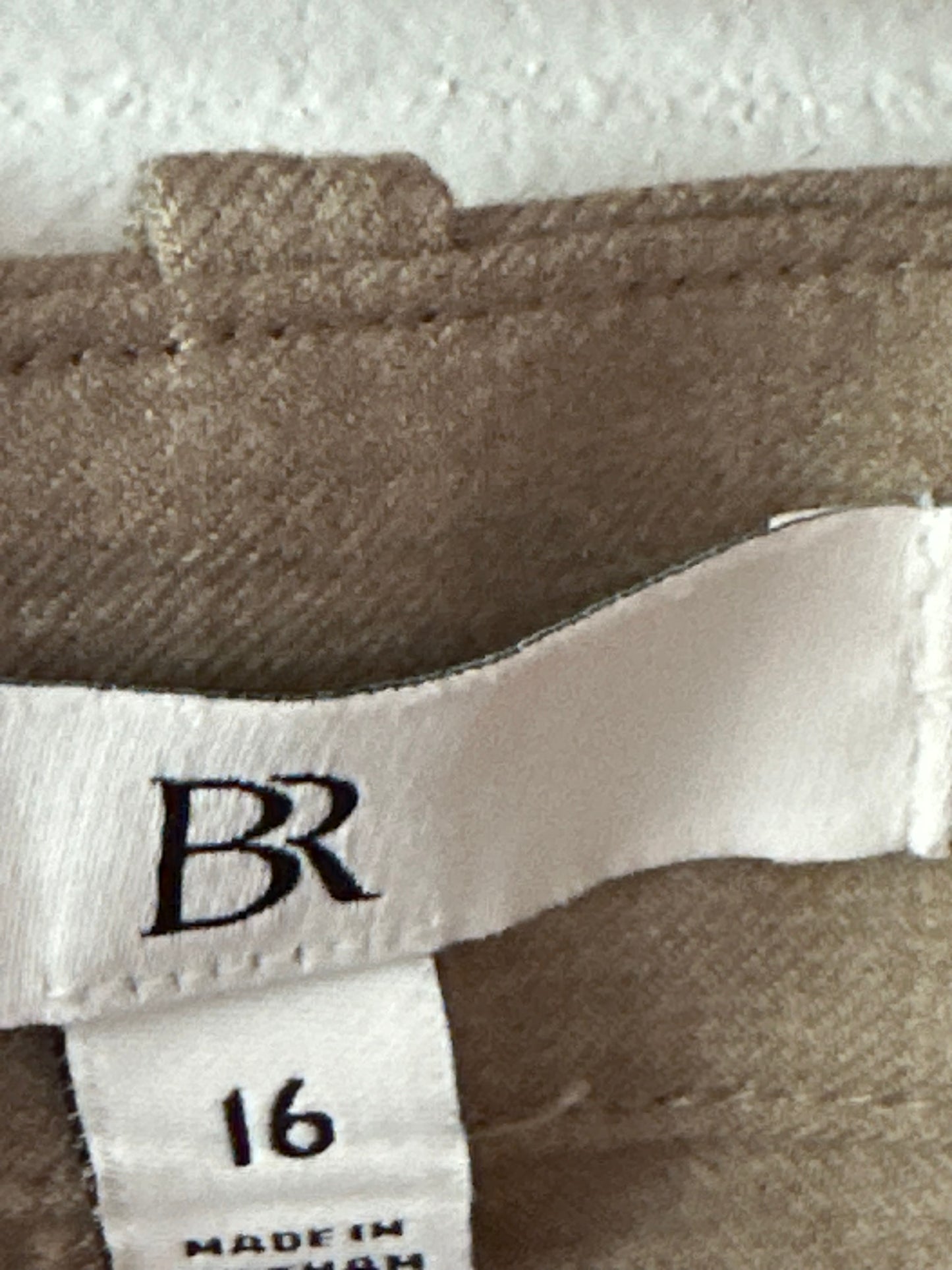 BANANA REPUBLIC BEIGE TROUSERS size US16