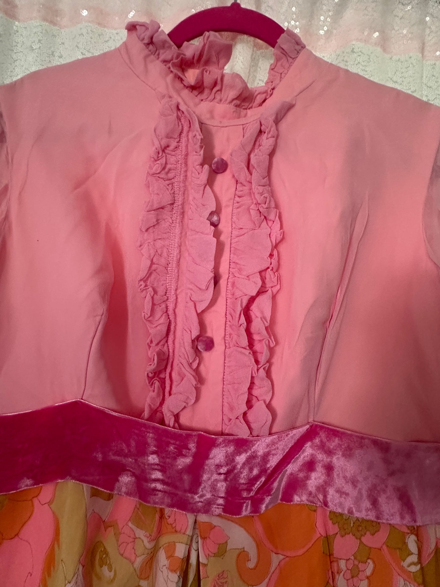 VINTAGE 70's Handmade dress (size approx. SMALL)