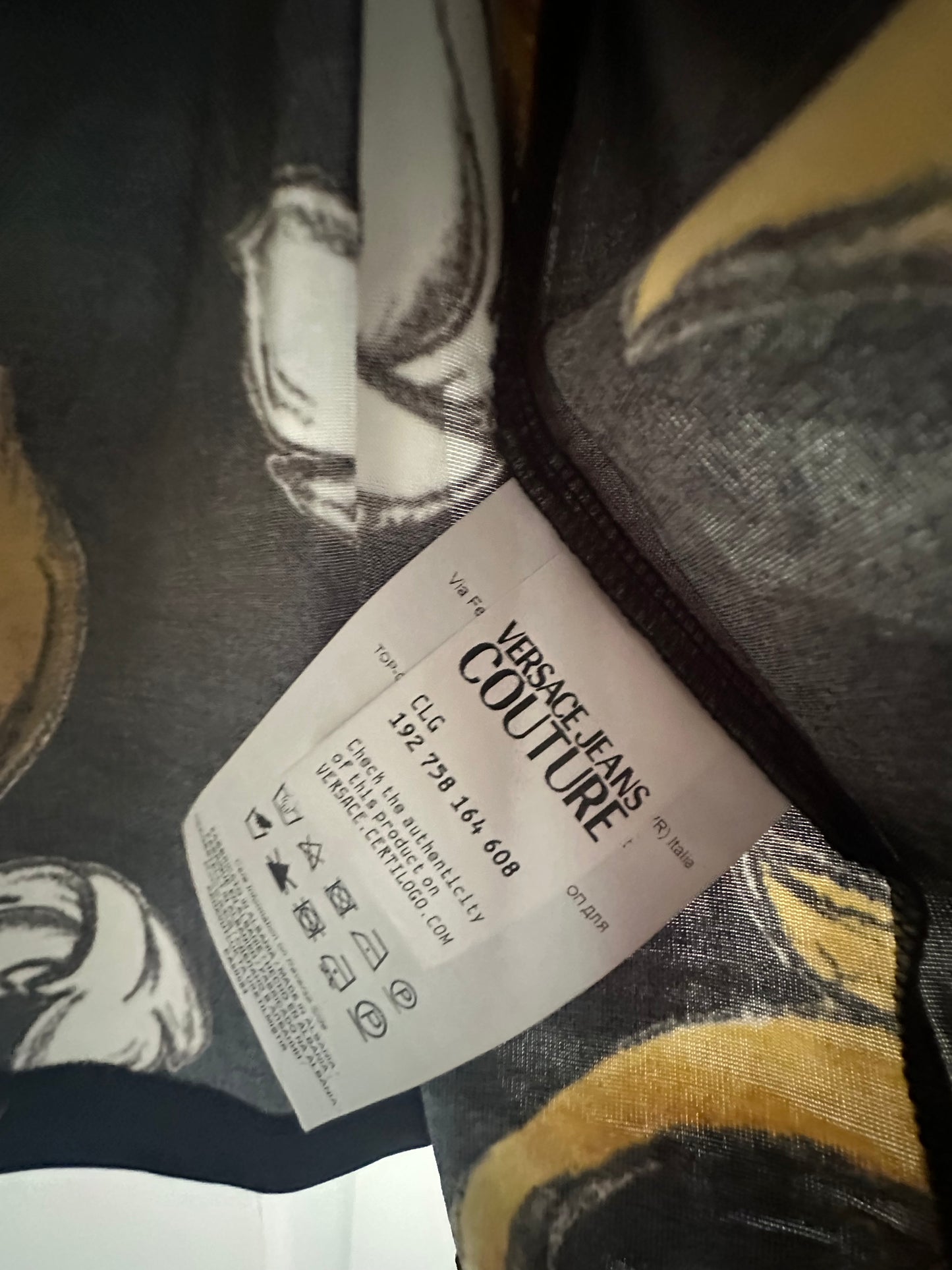 VERSACE JEANS COUTURE TOP size LARGE