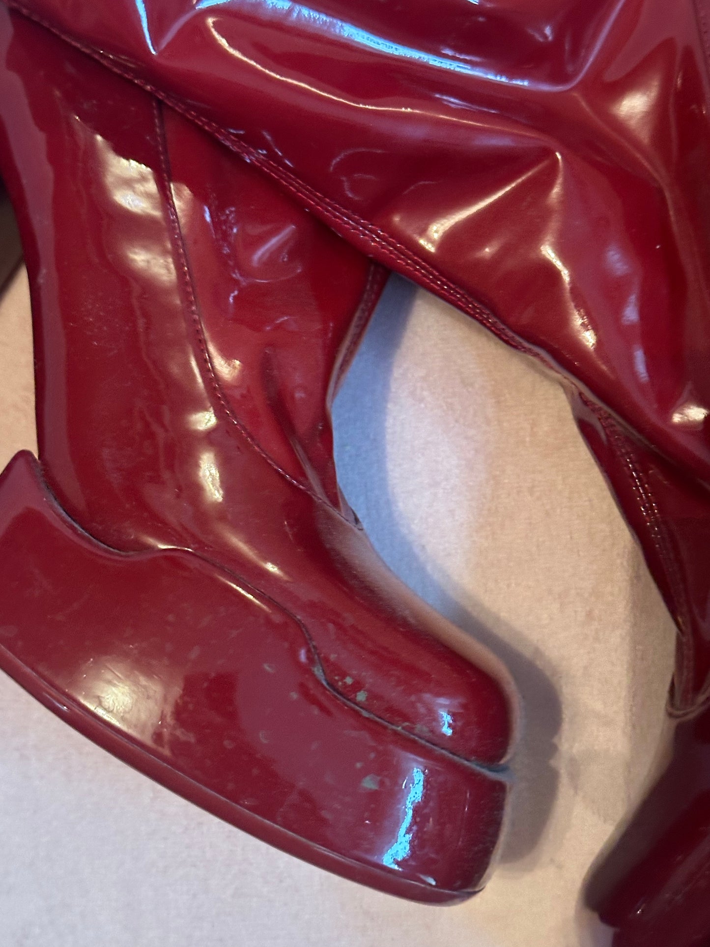 CHARLES & KEITH CHUNKY RED BOOTS SIZE IT38 (7.5-8us)