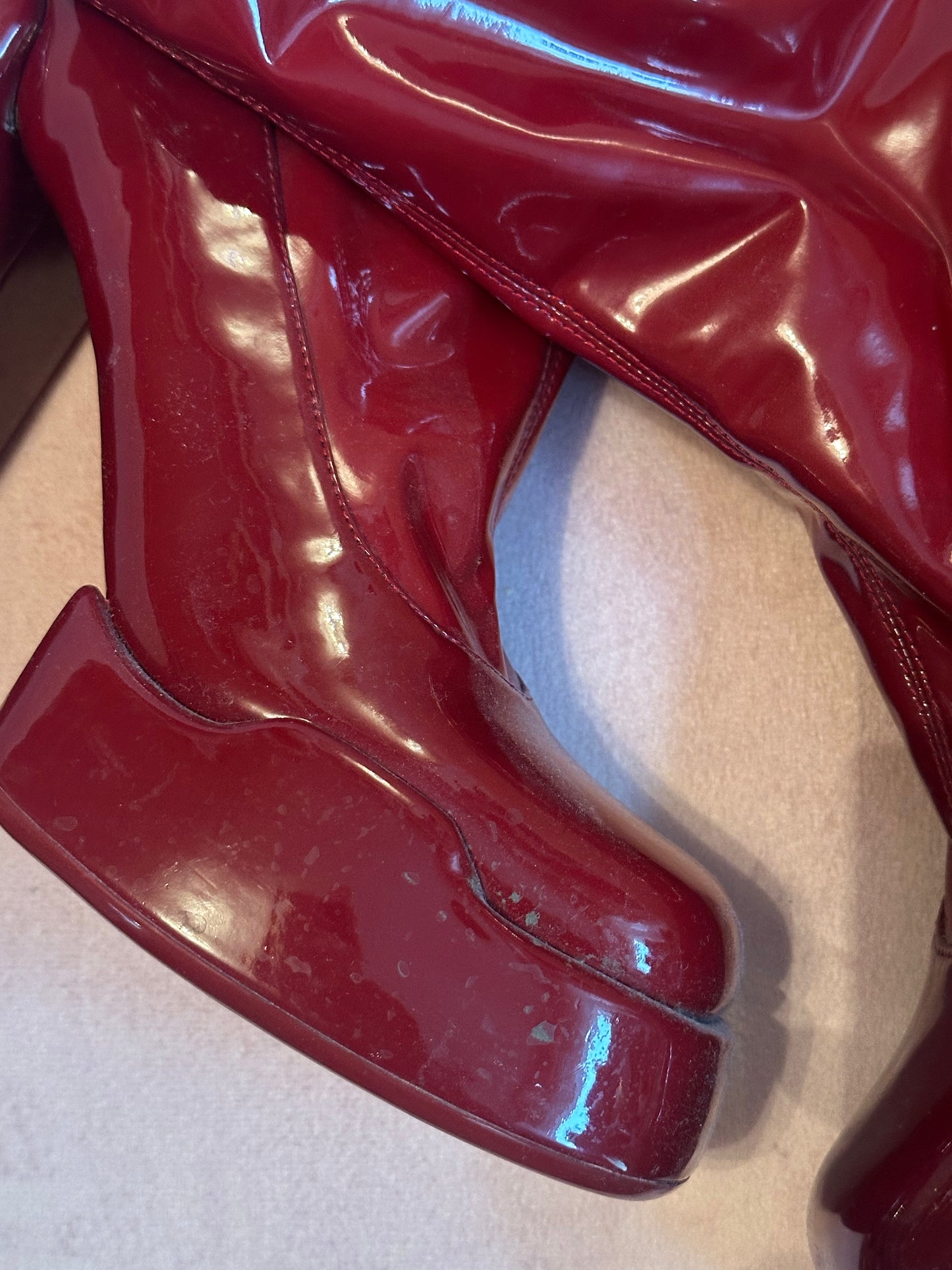 CHARLES & KEITH CHUNKY RED BOOTS SIZE IT38 (7.5-8us)