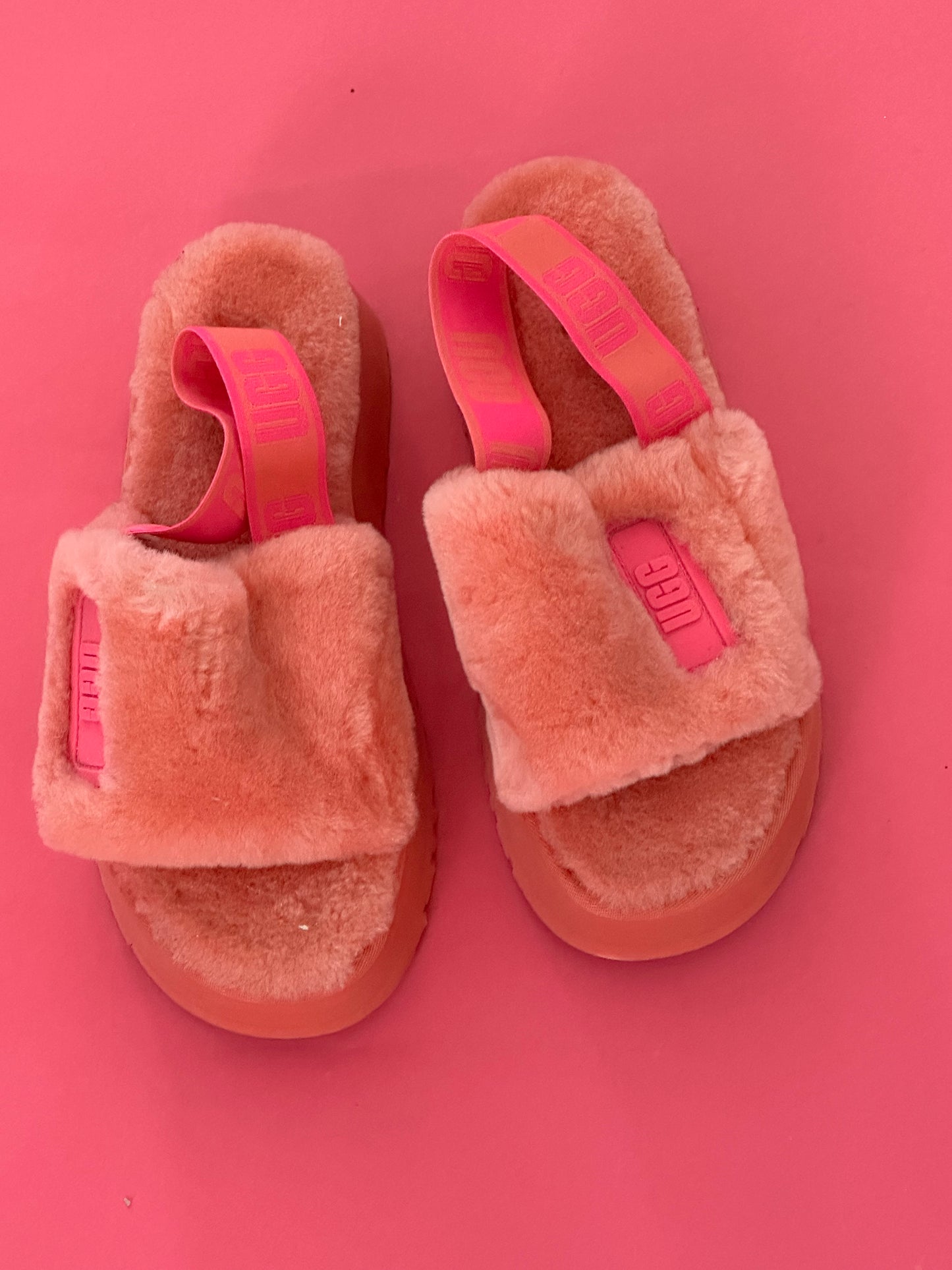 UGG Slipper sandals size US10