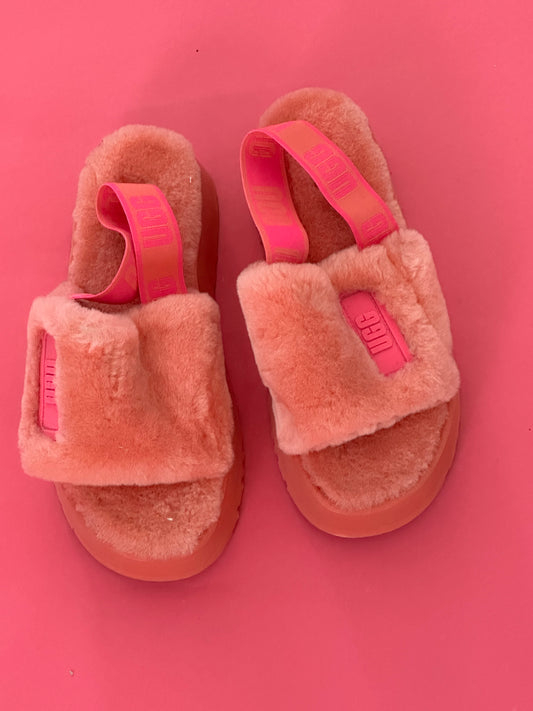 UGG Slipper sandals size US10