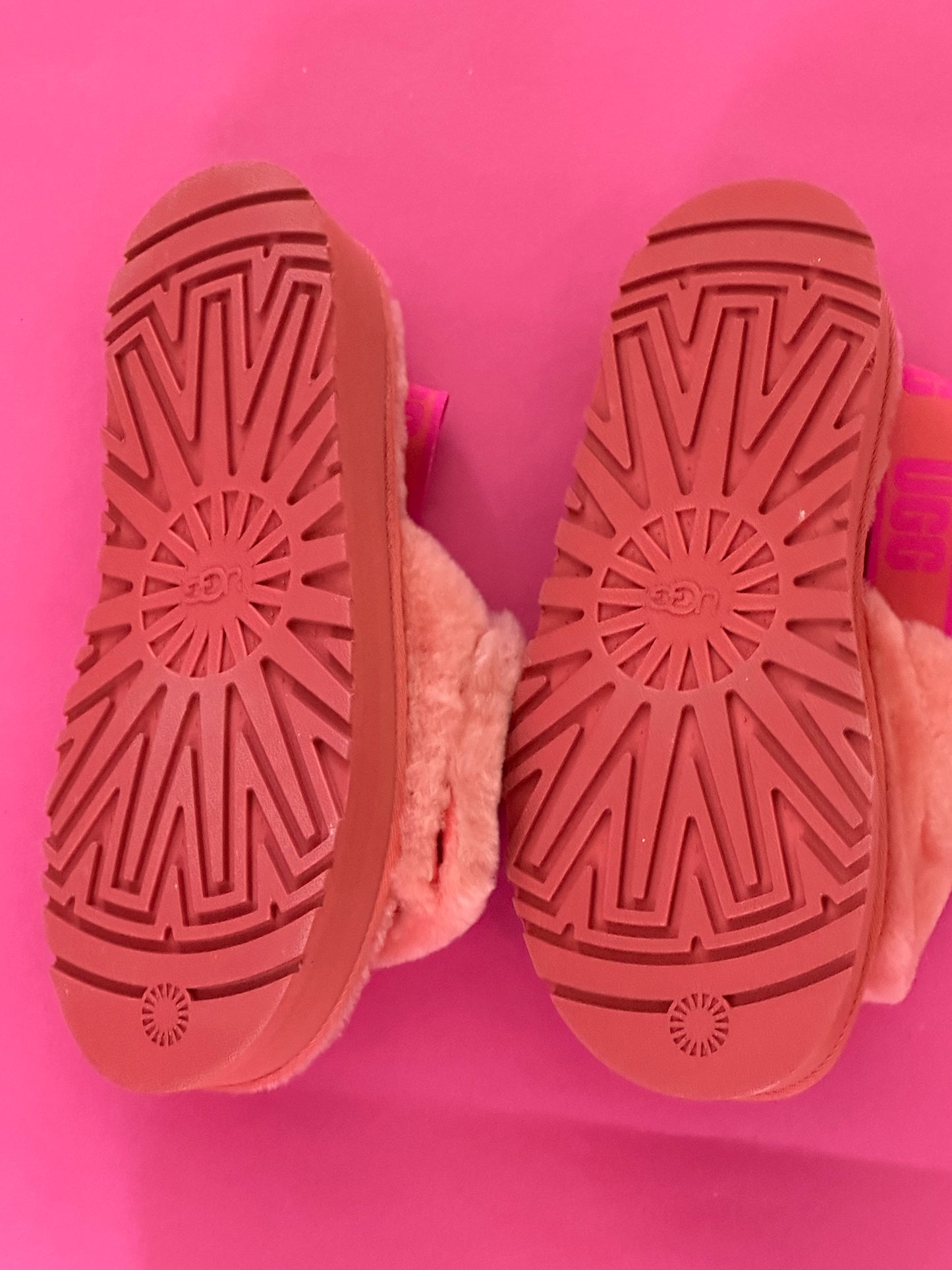 UGG Slipper sandals size US10