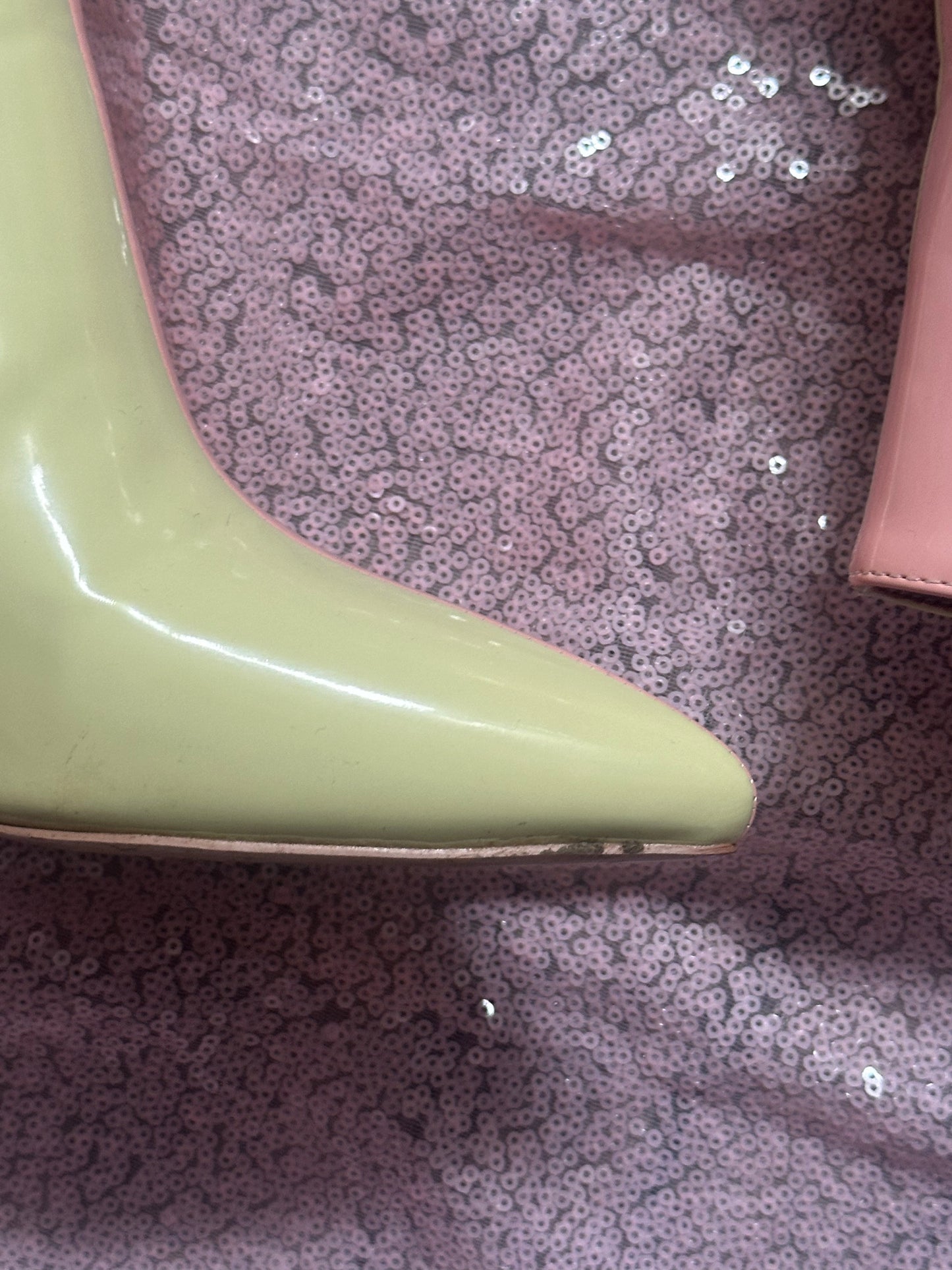 AUDREY O. Rainbow boots size US7 (with box)