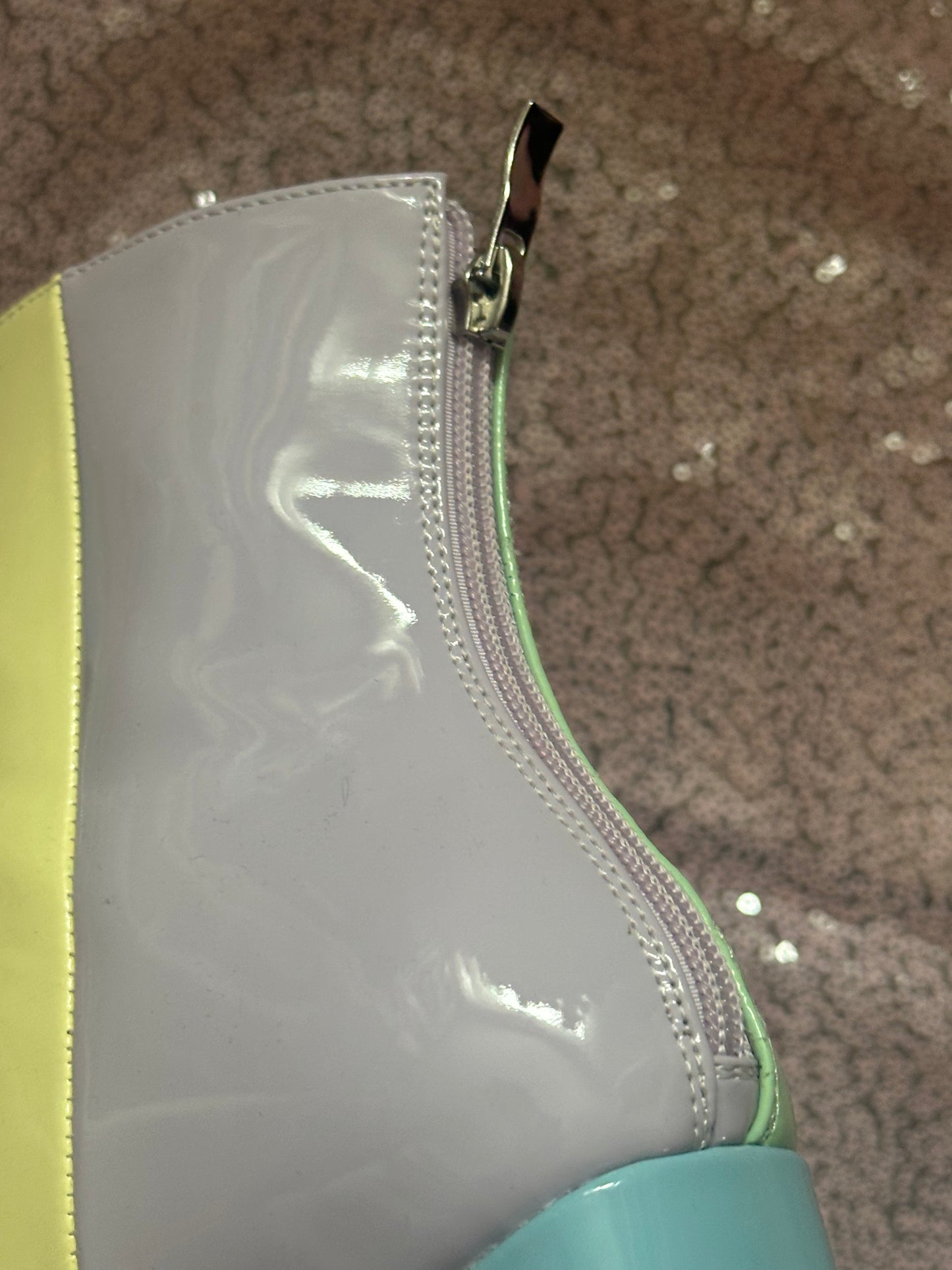 AUDREY O. Rainbow boots size US7 (with box)