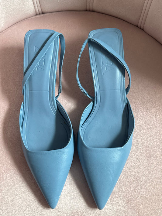 ZARA blue pointed toe shoes size IT38
